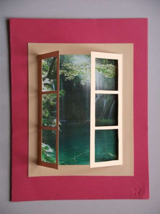 Carte fenêtre sur forêt